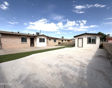9321 Sorbonne Drive - Photo Thumbnail 34