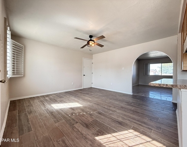 9321 Sorbonne Drive - Photo Thumbnail 10