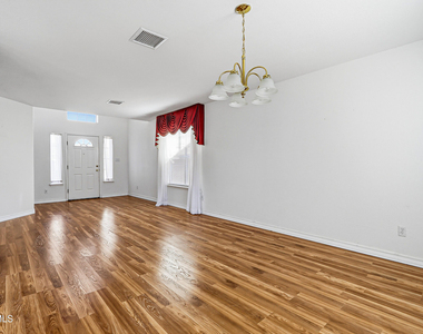 7105 Tierra Roja Street - Photo Thumbnail 5