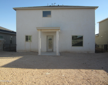 12253 Desert Cliff Court - Photo Thumbnail 15