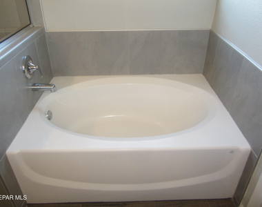 12253 Desert Cliff Court - Photo Thumbnail 50