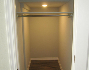 12253 Desert Cliff Court - Photo Thumbnail 5