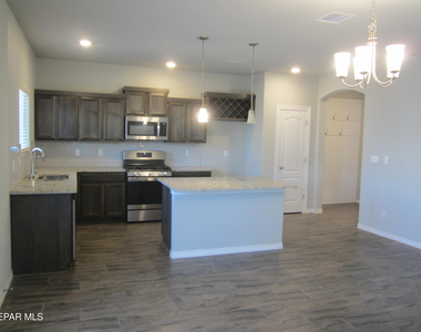 12253 Desert Cliff Court - Photo Thumbnail 11