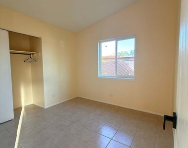 2121 Lake Omega Street - Photo Thumbnail 16