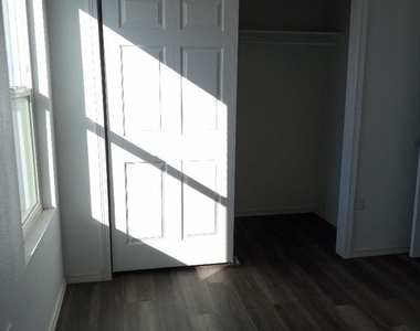 718 Cobre Street - Photo Thumbnail 22