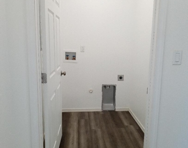 718 Cobre Street - Photo Thumbnail 29