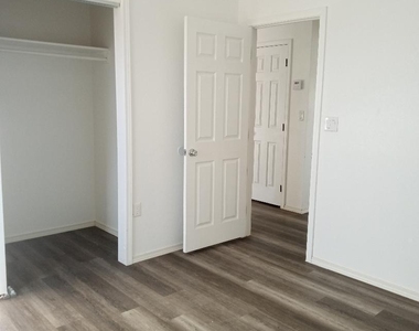 718 Cobre Street - Photo Thumbnail 21