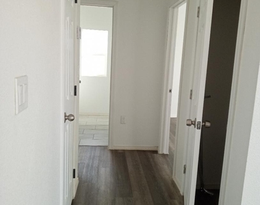 718 Cobre Street - Photo Thumbnail 14