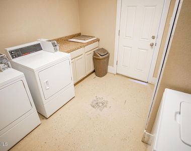 8604 Lawson Street - Photo Thumbnail 12