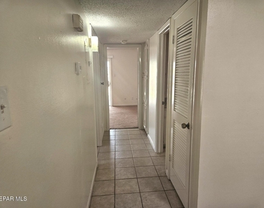 6832 Escondido Drive - Photo Thumbnail 6
