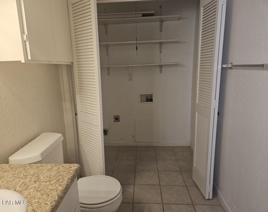 6832 Escondido Drive - Photo Thumbnail 13