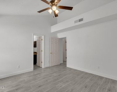 6541 Dakota Ridge Drive - Photo Thumbnail 21