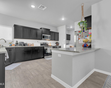 11352 Hidalgo Drive - Photo Thumbnail 14