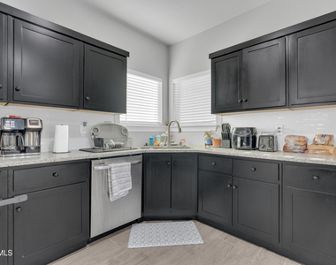 11352 Hidalgo Drive - Photo Thumbnail 23