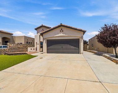 2120 Honour Point Place - Photo Thumbnail 1
