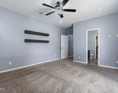 2120 Honour Point Place - Photo Thumbnail 22