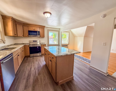14 Pease Avenue - Photo Thumbnail 3