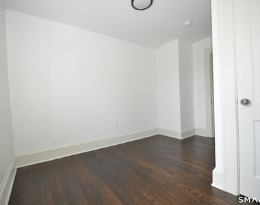 20 Mountain Street - Photo Thumbnail 13