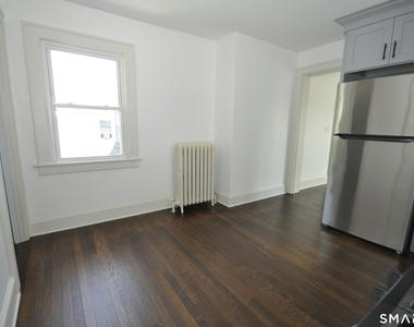 20 Mountain Street - Photo Thumbnail 6