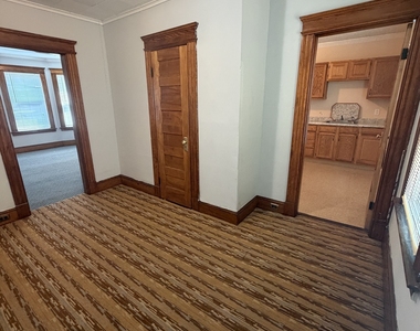 9 Pierpont Street - Photo Thumbnail 8