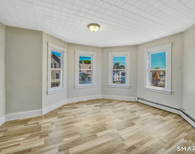 221 Willow Street - Photo Thumbnail 2