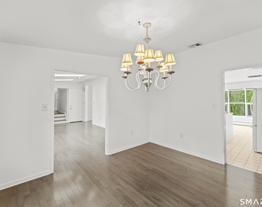 89 Cranbury Drive - Photo Thumbnail 8