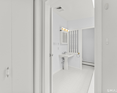 89 Cranbury Drive - Photo Thumbnail 21