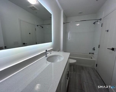 111b Morgan Street - Photo Thumbnail 8