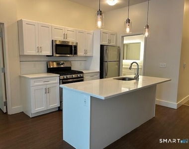 111b Morgan Street - Photo Thumbnail 2