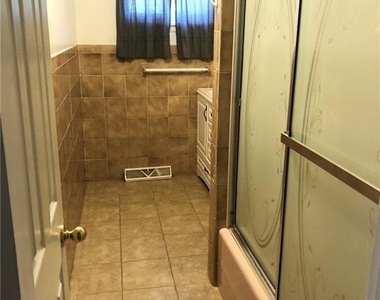 24 Beau Street - Photo Thumbnail 9