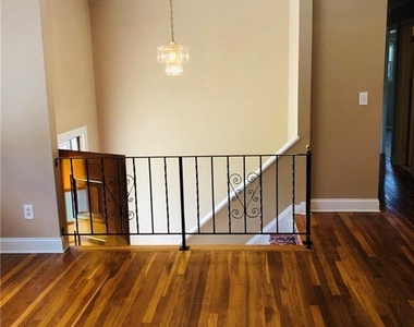 24 Beau Street - Photo Thumbnail 16