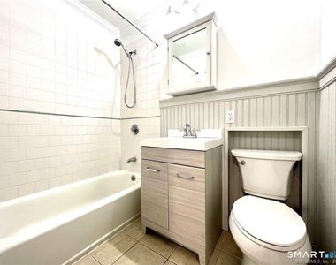 11 Bedford Avenue - Photo Thumbnail 9