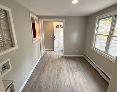 37 Caya Avenue - Photo Thumbnail 7