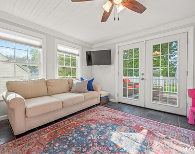 12 Iroquois Road - Photo Thumbnail 21