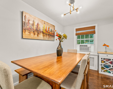 12 Iroquois Road - Photo Thumbnail 5