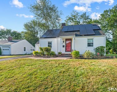 12 Iroquois Road - Photo Thumbnail 1