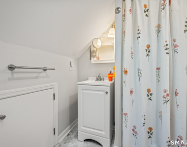 12 Iroquois Road - Photo Thumbnail 19
