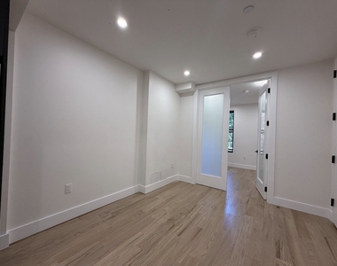 2324 Bedford Avenue - Photo Thumbnail 5