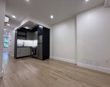 2324 Bedford Avenue - Photo Thumbnail 7