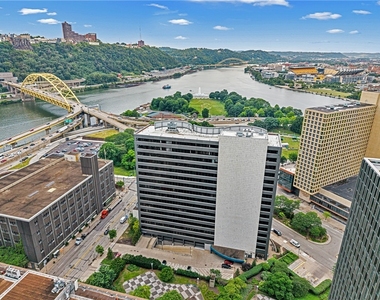 300 Liberty Avenue #1518 - Photo Thumbnail 15