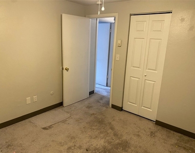 500 Milltown Rd - Photo Thumbnail 21
