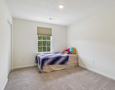 1105 Deerfield Drive - Photo Thumbnail 20