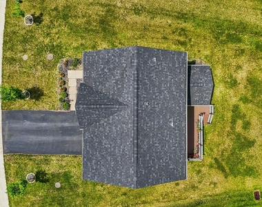 1105 Deerfield Drive - Photo Thumbnail 41