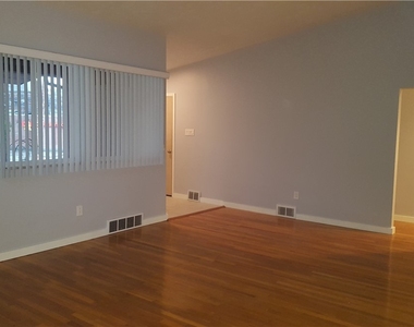 1236 Wightman St - Photo Thumbnail 3