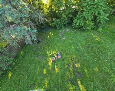 112 Helen Street - Photo Thumbnail 18