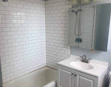 7 Winchester Place - Photo Thumbnail 4