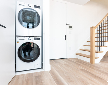 303 Wythe Avenue - Photo Thumbnail 4