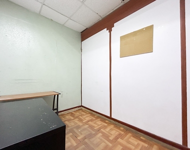 35a Sherman Ave - Photo Thumbnail 3