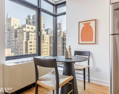 East 34th Street - Photo Thumbnail 11