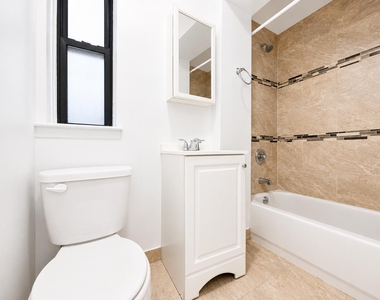 1270 First Avenue - Photo Thumbnail 8